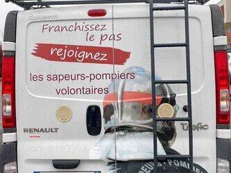 2012-renault-trafic-1444977-46748518