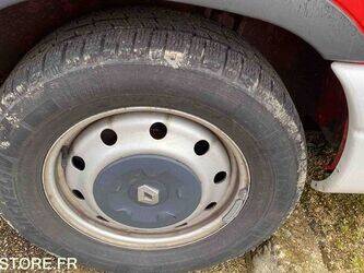 2010-renault-master-1444979-46748552