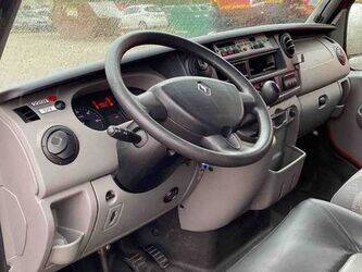 2010-renault-master-1444979-46748568