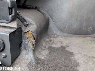 2013-renault-premium-1444980-46748576