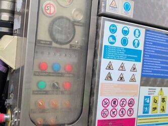 2013-renault-premium-1444980-46748578