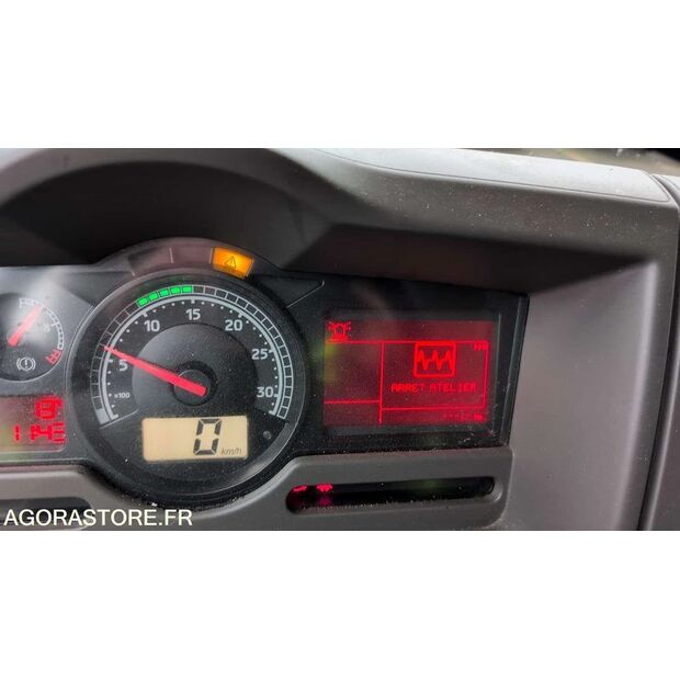 2013 رينو PREMIUM-46748586