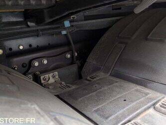 2013-renault-premium-1444980-46748591