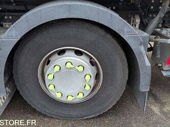 2013-renault-premium-1444980-46748594