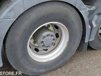 2013-renault-premium-1444980-46748595