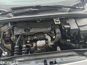 2012-peugeot-308-46748638