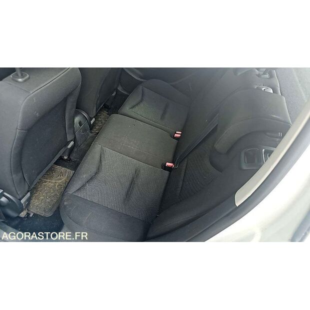 2012 Peugeot 308-46748642