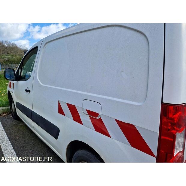 2012 Citroen BERLINGO-46748695