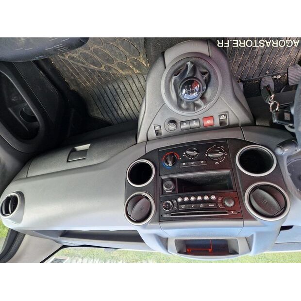 2012 Citroen BERLINGO-46748704