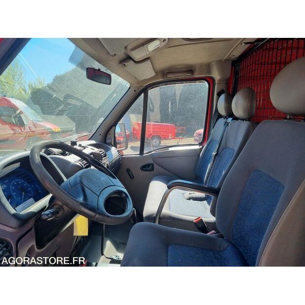 2000 Renault Master-46748770