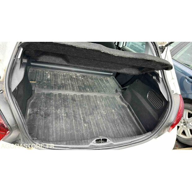 2020 بيجو 208-46748818