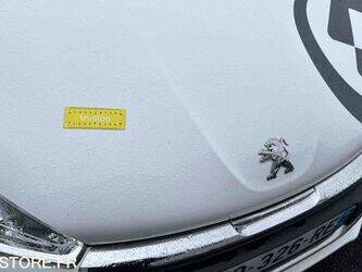 2020-peugeot-208-1444999-46748819