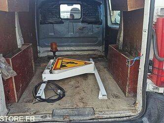 2012-citroen-jumpy-1445004-46748893