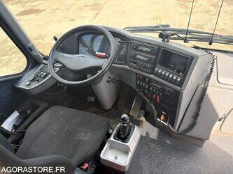 2009-bova-futura-1445006-46748935