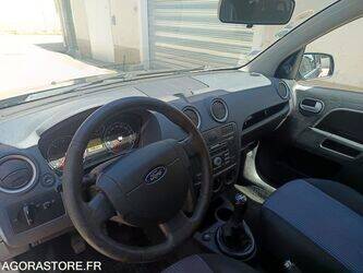 2010-ford-fusion-46749002