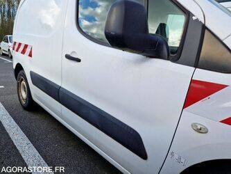 2012-citroen-berlingo-1445020-46749090