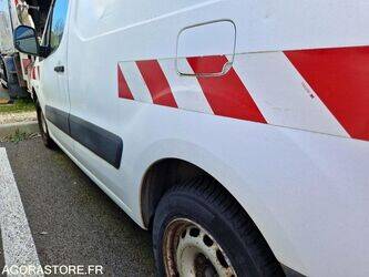 2012-citroen-berlingo-1445020-46749103