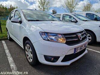 2016-dacia-sandero-1445021-46749114