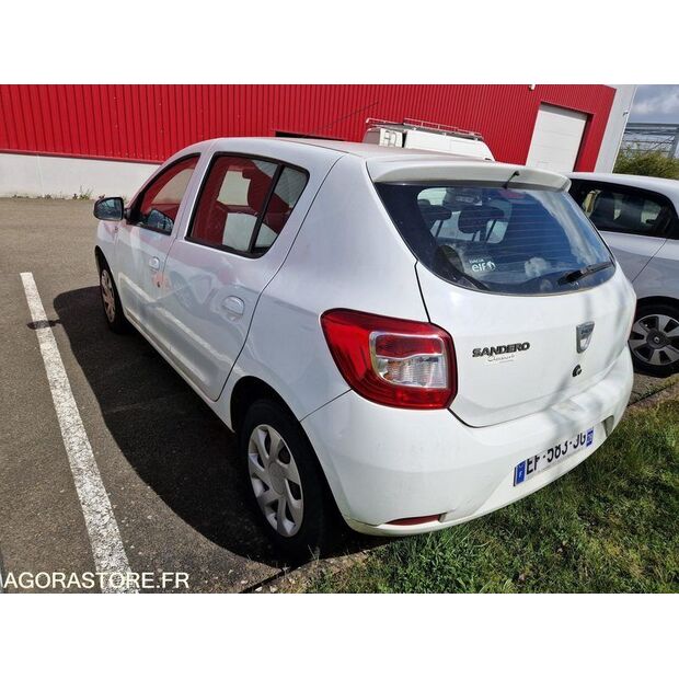 2016 داسيا SANDERO-46749116