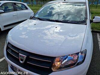 2016-dacia-sandero-1445021-46749118