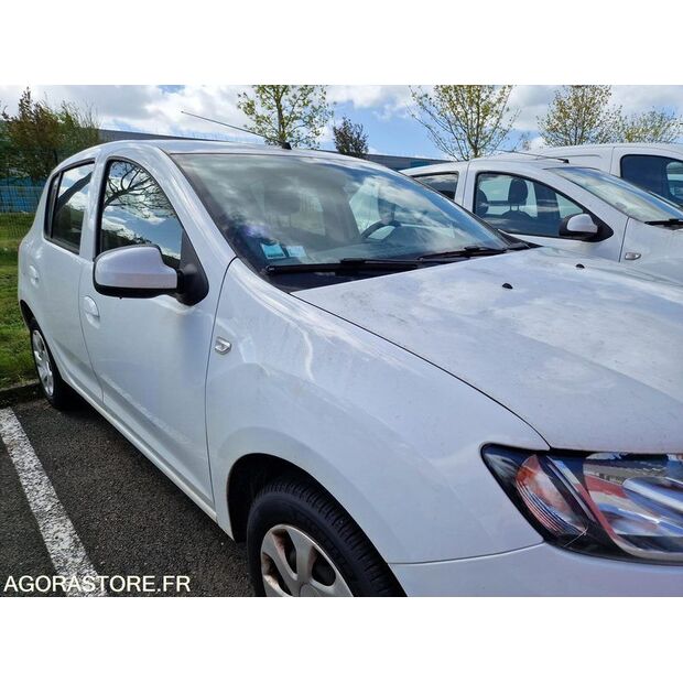 2016 داسيا SANDERO-46749121