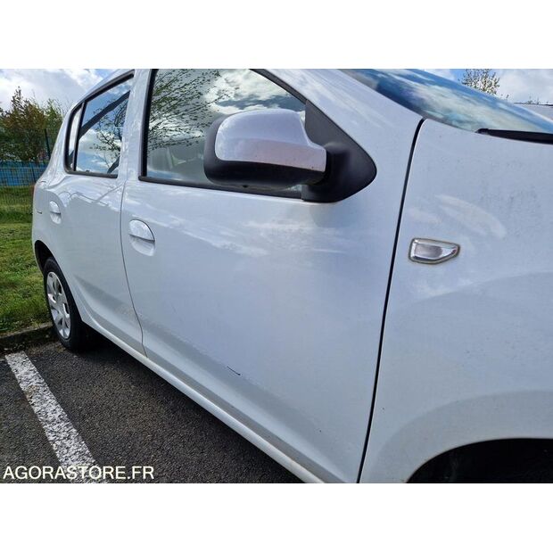 2016 داسيا SANDERO-46749122