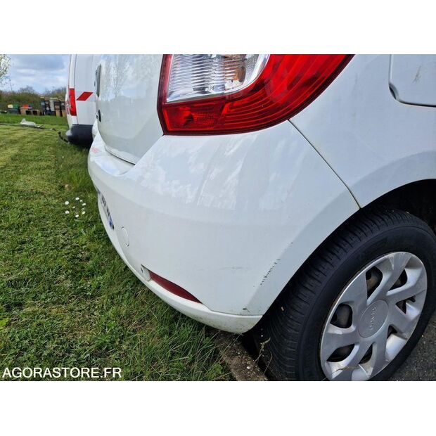 2016 داسيا SANDERO-46749125