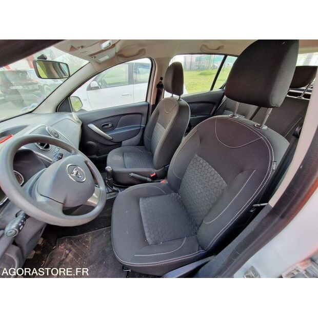 2016 داسيا SANDERO-46749134