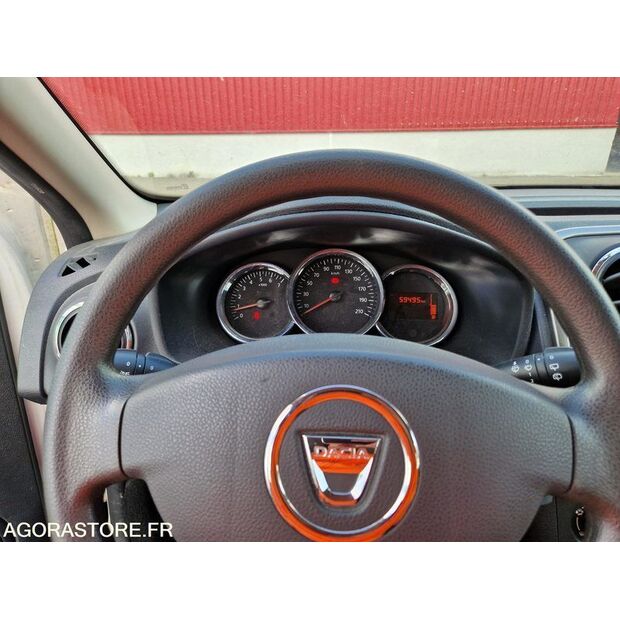 2016 داسيا SANDERO-46749136