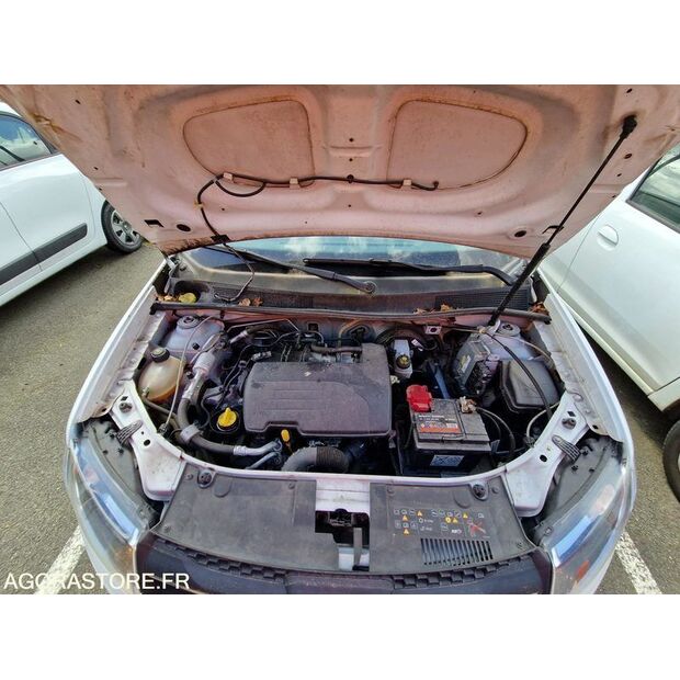 2016 داسيا SANDERO-46749137