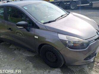 2016-renault-clio-1445022-46749141