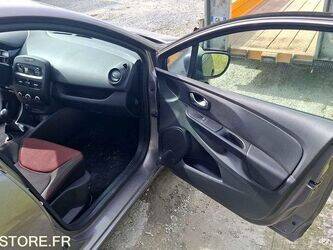 2016-renault-clio-1445022-46749145