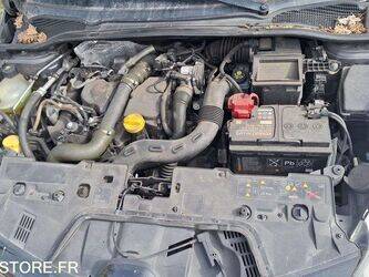 2016-renault-clio-1445022-46749156