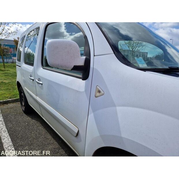 2011 رينو Kangoo-46749205