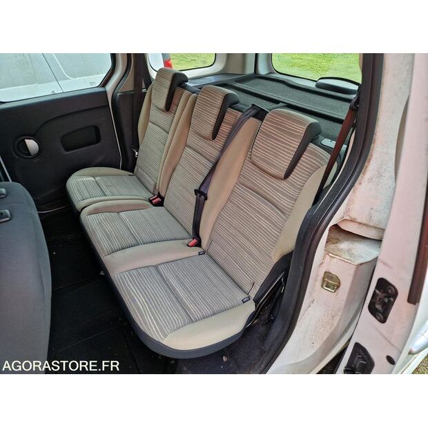 2011 رينو Kangoo-46749220