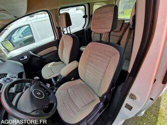 2011-renault-kangoo-1445026-46749223