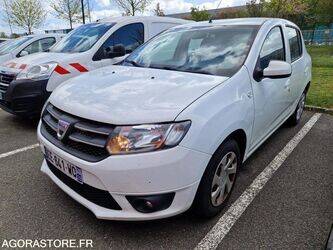 صورة ل سيارات 2016 داسيا SANDERO