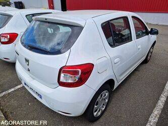 2016-dacia-sandero-1445027-46749231