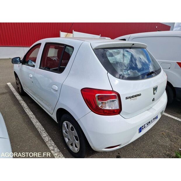 2016 داسيا SANDERO-46749232