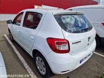 2016-dacia-sandero-1445027-46749232