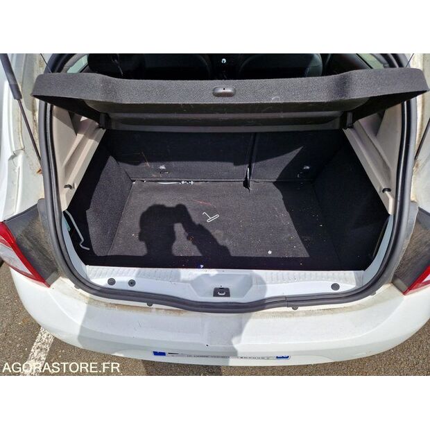 2016 داسيا SANDERO-46749244