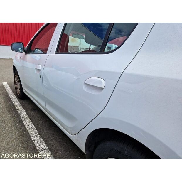 2016 داسيا SANDERO-46749246