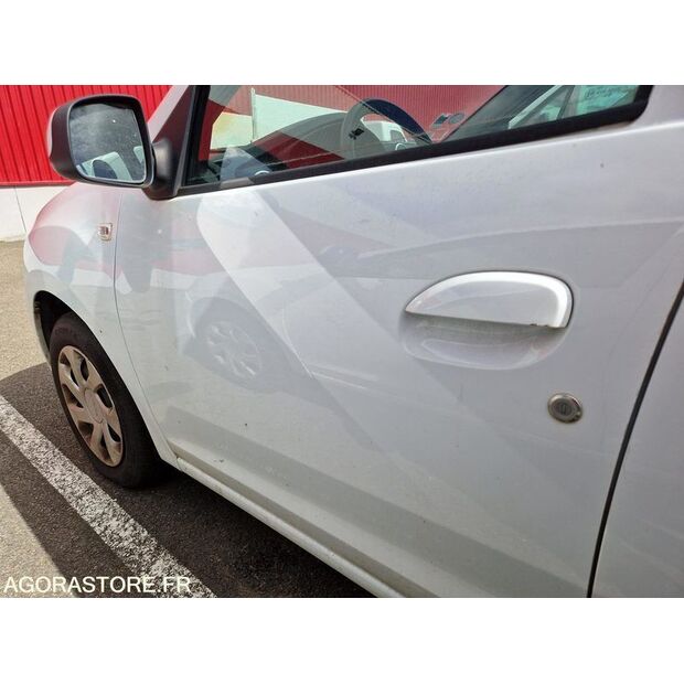 2016 داسيا SANDERO-46749247