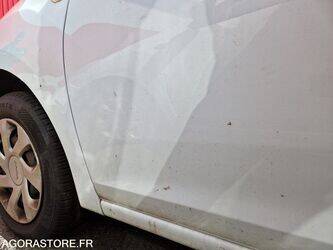 2016-dacia-sandero-1445027-46749248