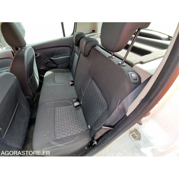 2016 داسيا SANDERO-46749249