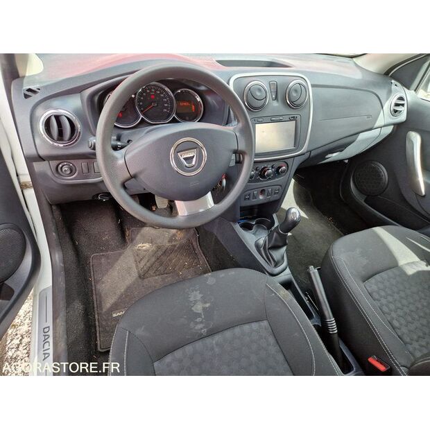 2016 داسيا SANDERO-46749250