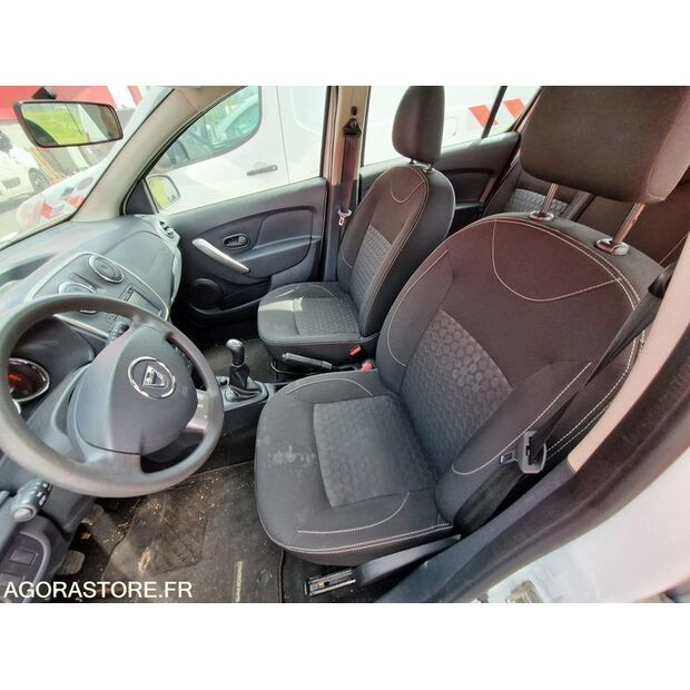 2016 داسيا SANDERO-46749251