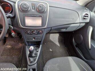 2016-dacia-sandero-1445027-46749252