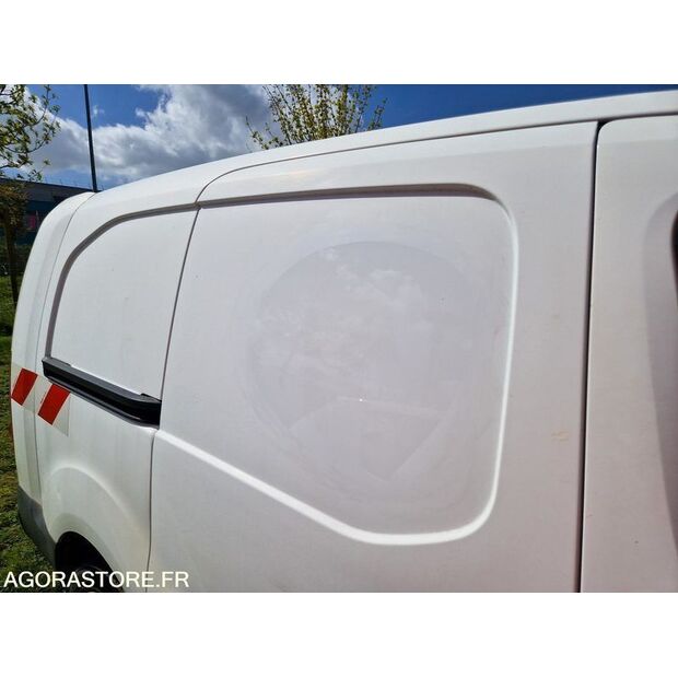 2016 Peugeot PARTNER-46749266