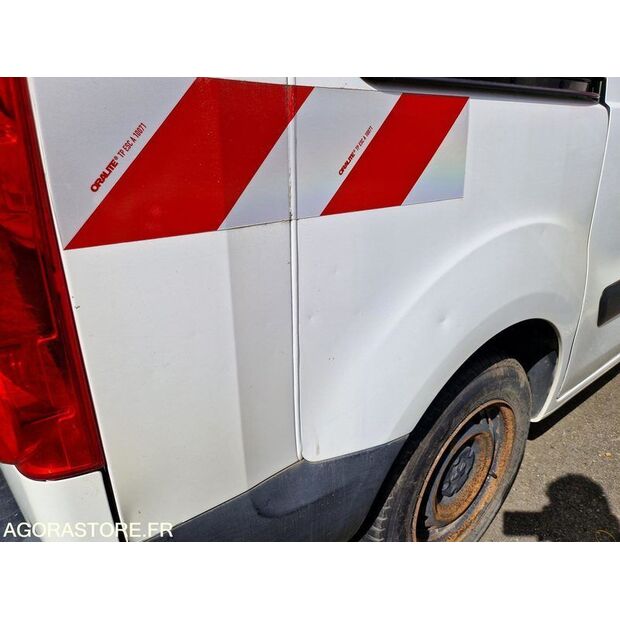 2016 Peugeot PARTNER-46749269